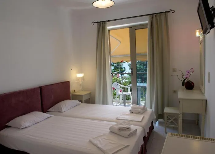 Akrogiali Гостевой дом 3*