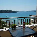 بيت ضيافة Akrogiali - Nidri, Lefkada 3*