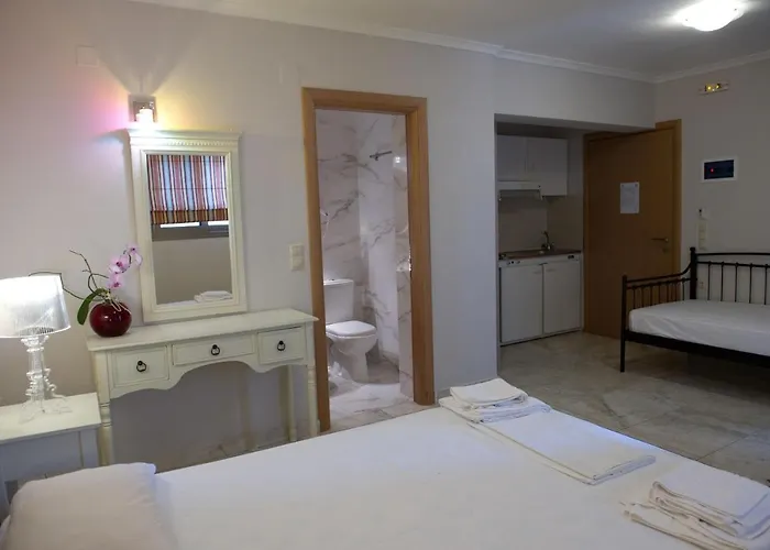 Guest house Akrogiali 3*