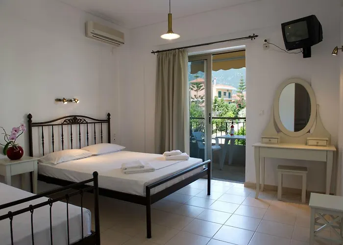 게스트하우스 Akrogiali 3*