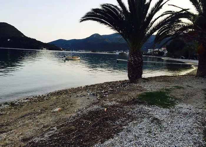 Guest house Akrogiali Nydri (Lefkada)